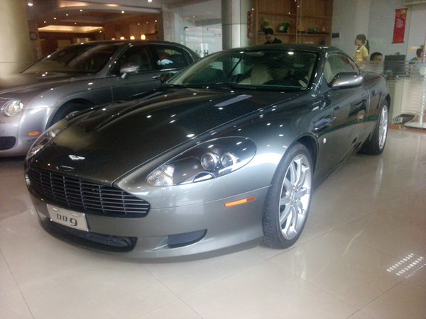 阿斯顿马丁DB9租车