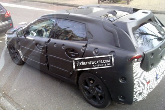 沃尔沃全新V30旅行车首曝 预计明年登场