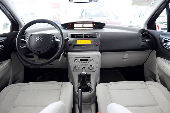 2011款世嘉两厢实拍